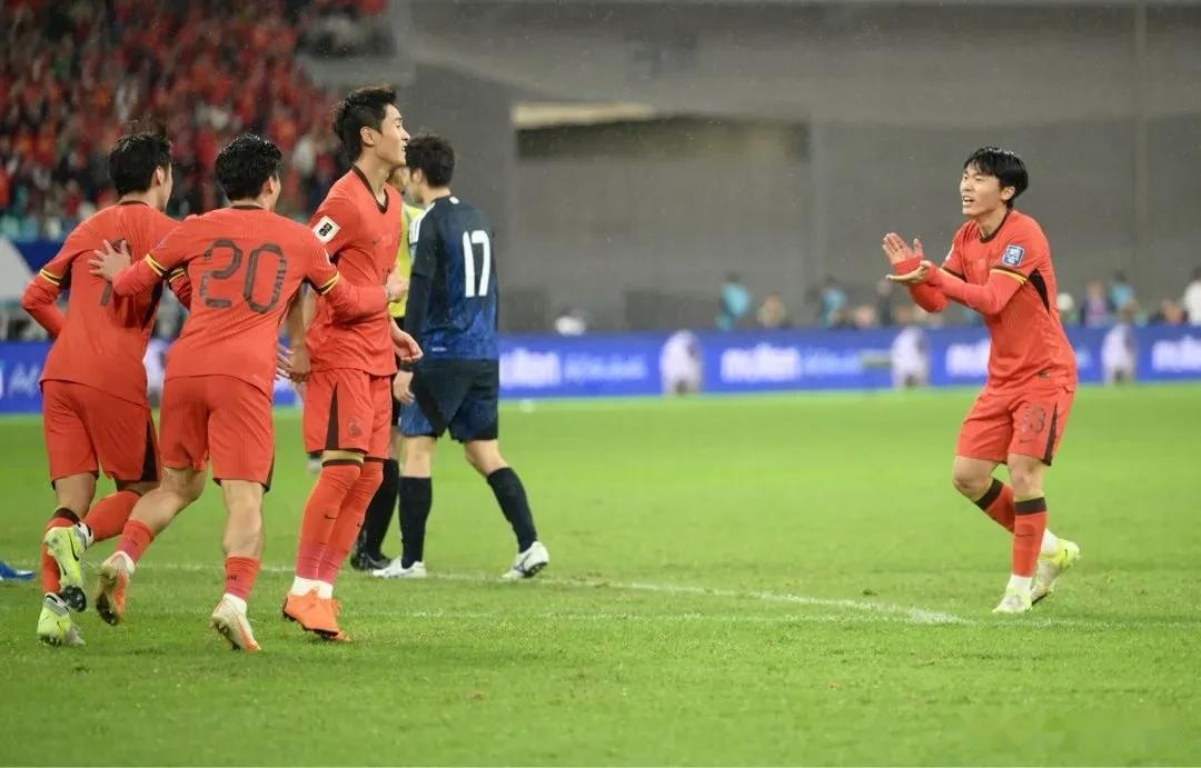 中超比赛现实力差距，强队横扫对手