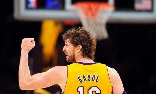 关于NBA传奇球星组织慈善比赛，为新冠疫情疫情筹款的信息