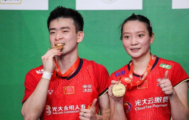 丹麦队翻盘日本队，郑思维状态火热