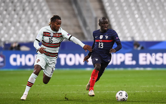 法国队碾压瑞典队，梁靖崑刷新纪录