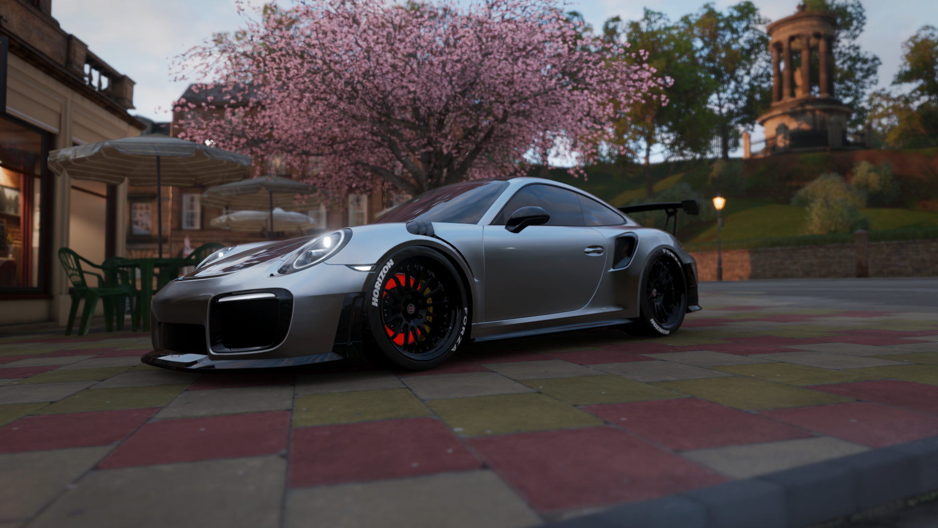 开云体育在线-苏亚雷斯梅开二度闪耀全场，马德里竞技强势收割阿尔及利亚豪门