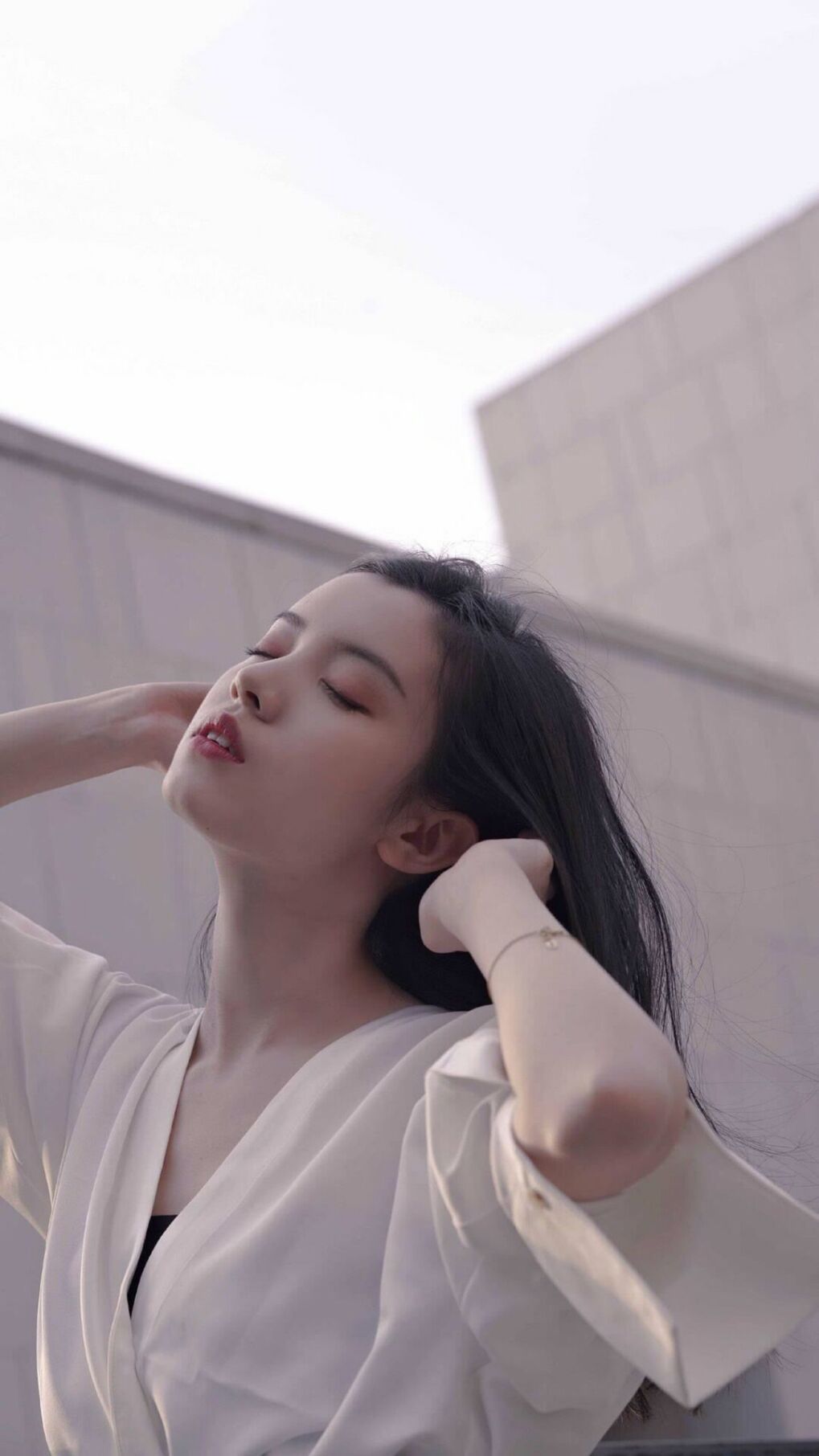 爱德华兹点燃赛场，国王节奏掌控北京队，一场个人英雄与集体智慧的完美博弈