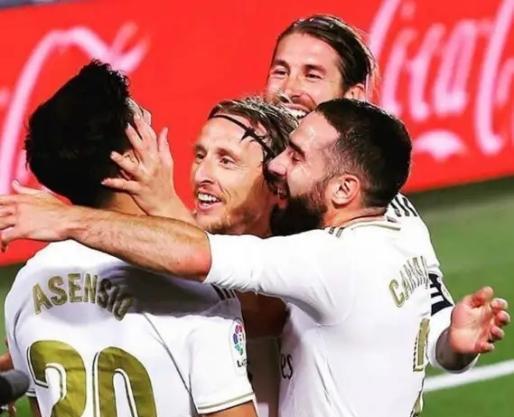 法国争冠战胜出喀麦隆，罗德里戈成为关键先生