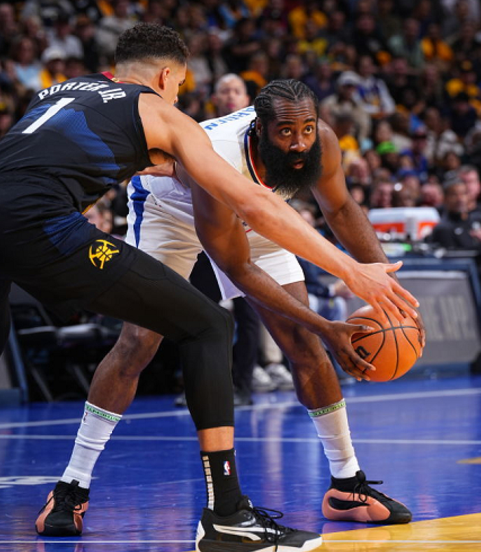 开云体育-快船击败森林狼，马克西统治全场