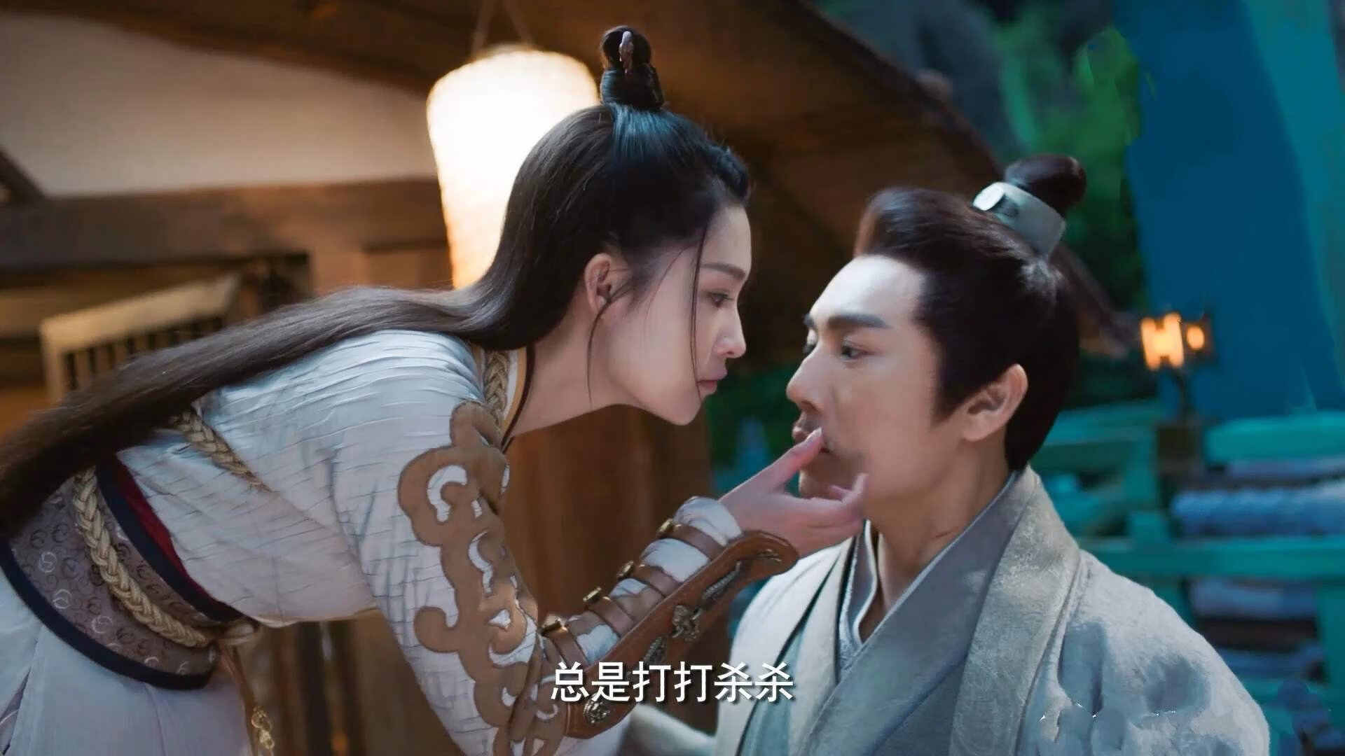 蓝月映夜，神迹自末节升起